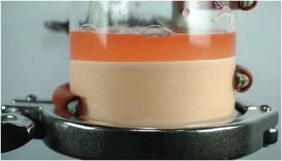 Quantitative Beschreibung der partiellen Kuchenresuspendierung bei der Filterkuchenwäsche im LabormaßstabQuantitative Description of Partial Cake Reslurrying during Displacment Washing